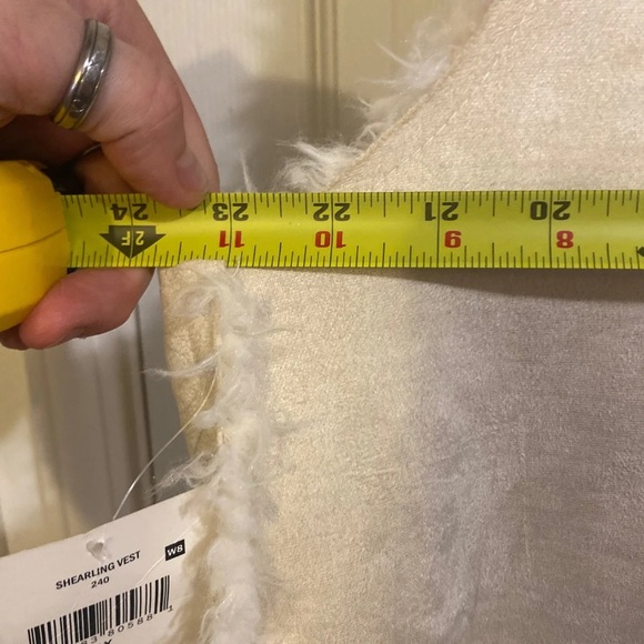 NWT Gorgeous Faux Fur Vest Size 1X - Picture 7 of 7